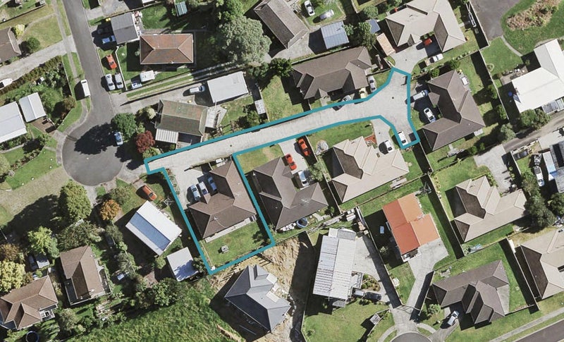 14A Cade Place, Weymouth, Auckland - Carousel 1