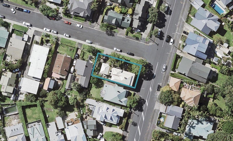 75 Vauxhall Road, Devonport, Auckland - Carousel 1