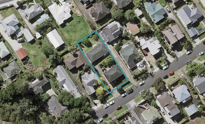 1/33 Napier Avenue, Takapuna, Auckland - Carousel 1