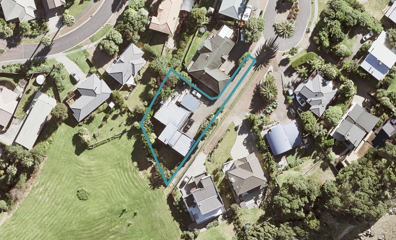 10 Palm Cove, Arkles Bay, Whangaparaoa - Carousel 1