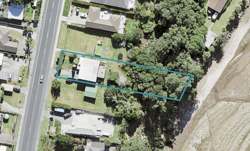 993 Whangaparaoa Road, Matakatia, Whangaparaoa - Carousel 1