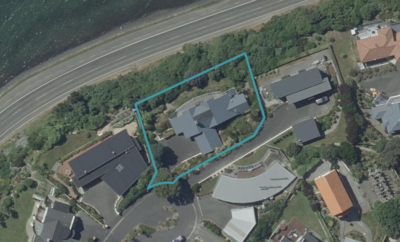 10 Mission Cove, Company Bay, Dunedin - Carousel 1