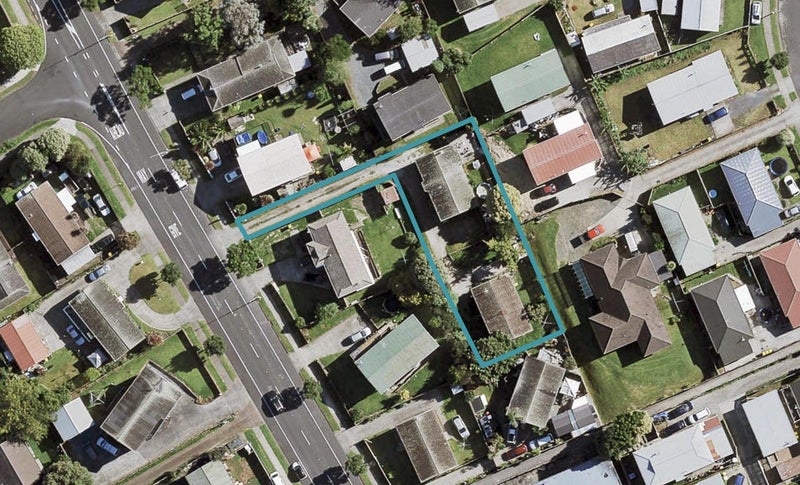 1/130 Finlayson Avenue, Clendon Park, Auckland - Carousel 1