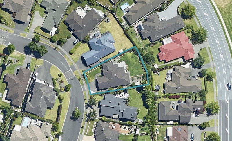 17 Hawkridge Heights, Bethlehem, Tauranga - Carousel 1