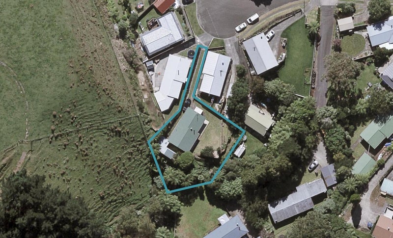 11A Shaldon Crescent, Blagdon, New Plymouth - Carousel 1