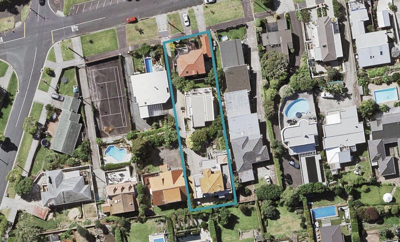 7 Nihill crescent , Mission Bay, Auckland - Carousel 1
