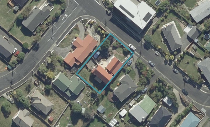 18 Eastbank Street, Waverley, Dunedin - Carousel 1