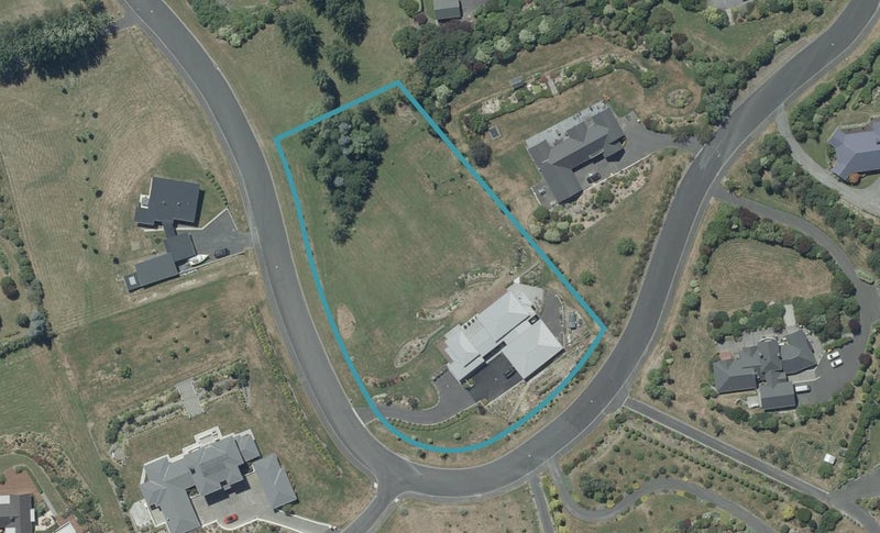 4 Fairmile Drive, Kinmont Park, Mosgiel - Carousel 1