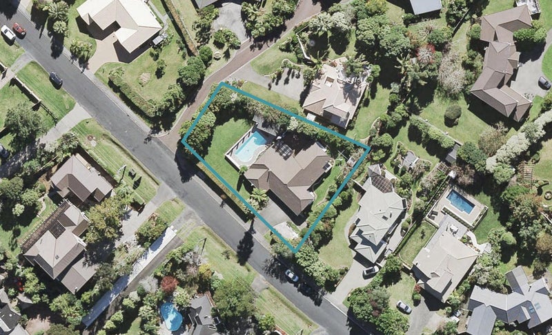 39 Rame Road, Greenhithe, Auckland - Carousel 1