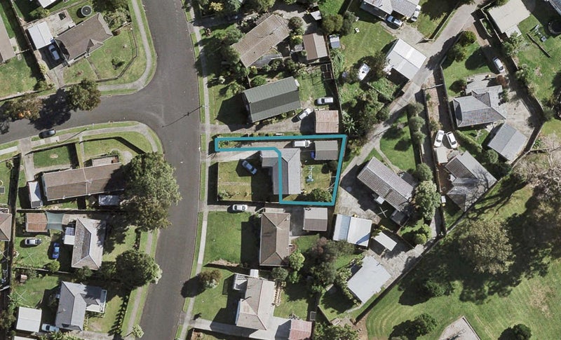 17A Limond Street, Randwick Park, Auckland - Carousel 1