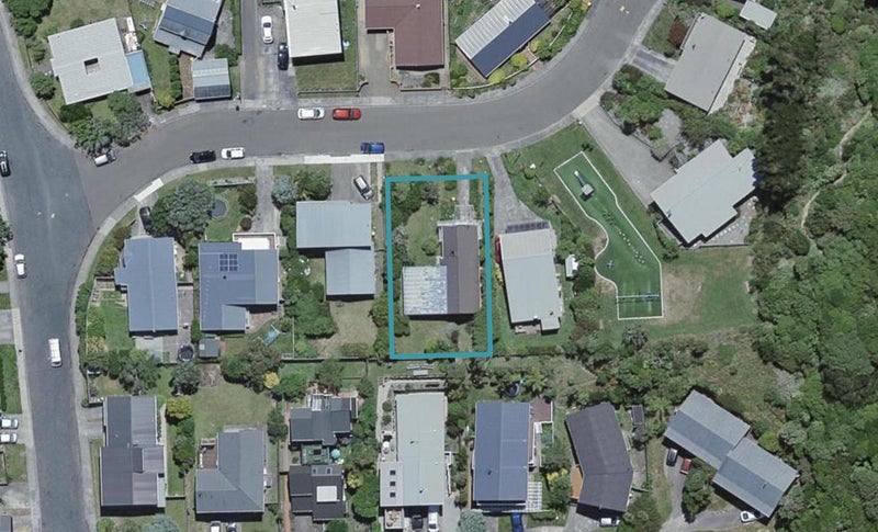 8 Glamorgan Street, Northland, Wellington - Carousel 1