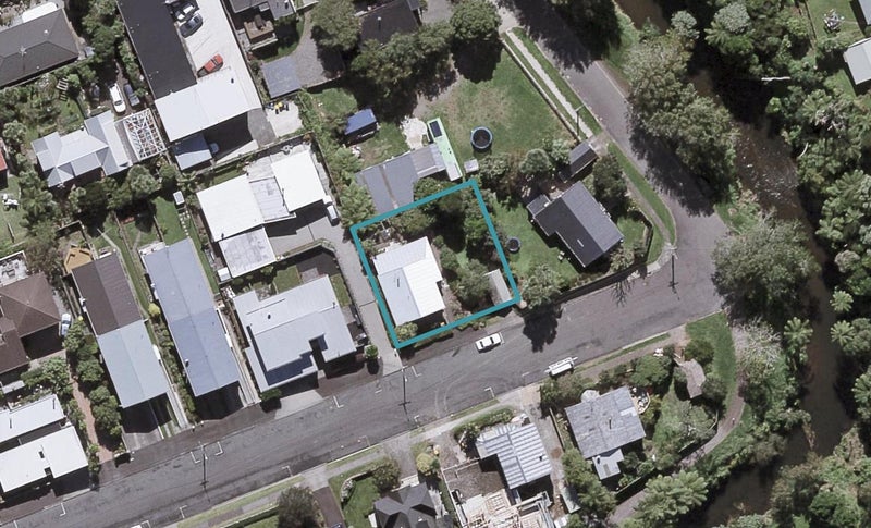 297 Courtenay Street, Strandon, New Plymouth - Carousel 1