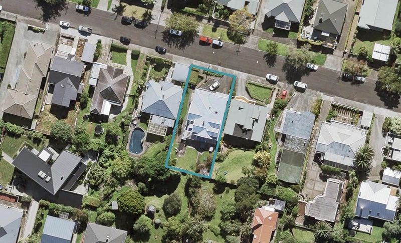 9 Rahiri Road, Mount Eden, Auckland - Carousel 1