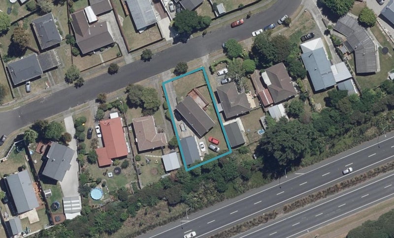 21 Matipo Crescent, Pukete, Hamilton - Carousel 1