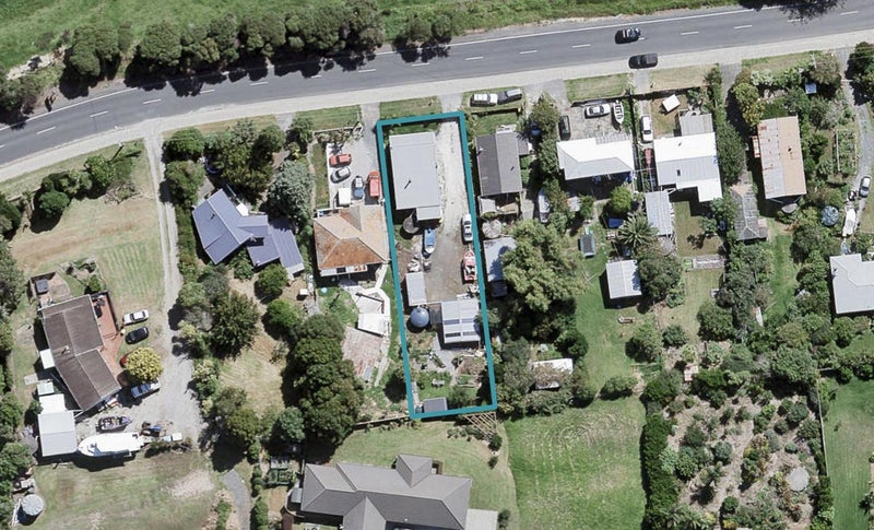 39 Shelly Beach Road, Helensville - Carousel 1