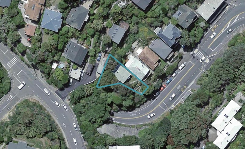 204 Glenmore Street, Northland, Wellington - Carousel 1