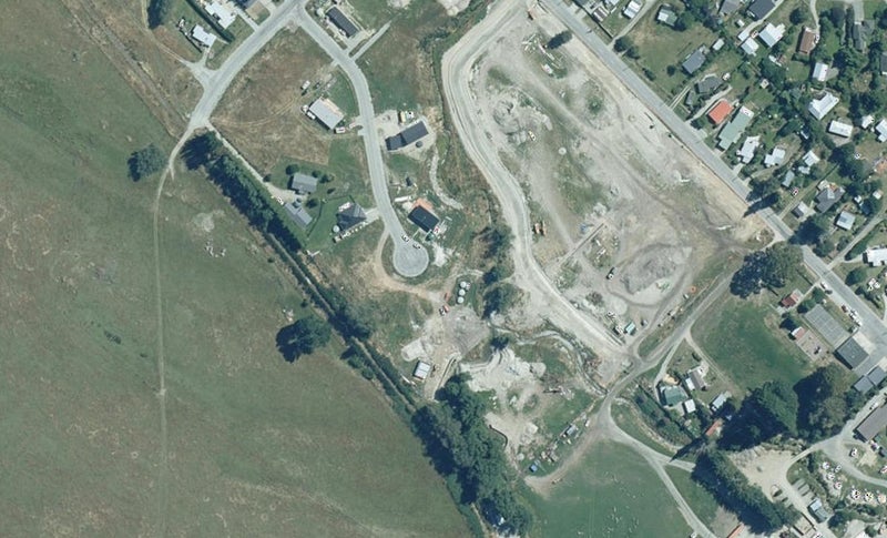 17 Lakefield Close, Kingston - Carousel 1