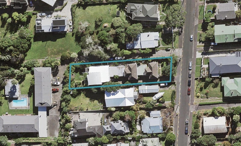 1/22 Church Street, Northcote Point, Auckland - Carousel 1