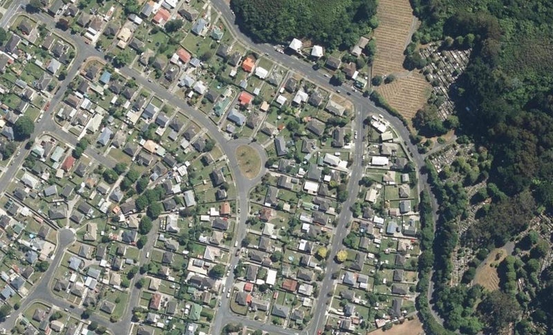 84 Hewer Crescent, Naenae, Lower Hutt - Carousel 1