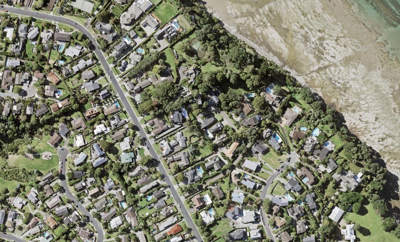5 Glenoaks Rise, Mellons Bay, Auckland - Carousel 1