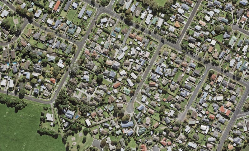 15A Lindis Place, Mangere Bridge, Auckland - Carousel 1