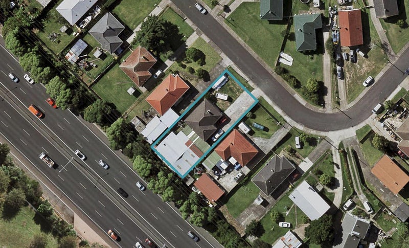 41 Cooper Crescent, Otara, Auckland - Carousel 1