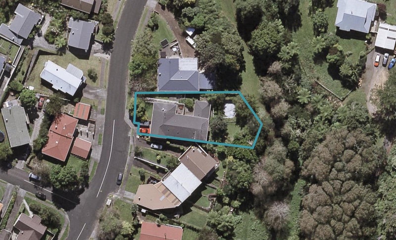 57 Pembroke Street, Westown, New Plymouth - Carousel 1