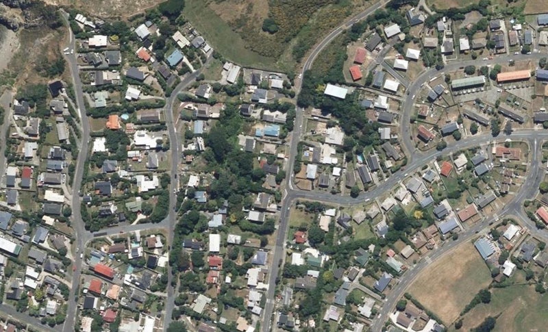 35 Thornley Street, Titahi Bay, Porirua - Carousel 1