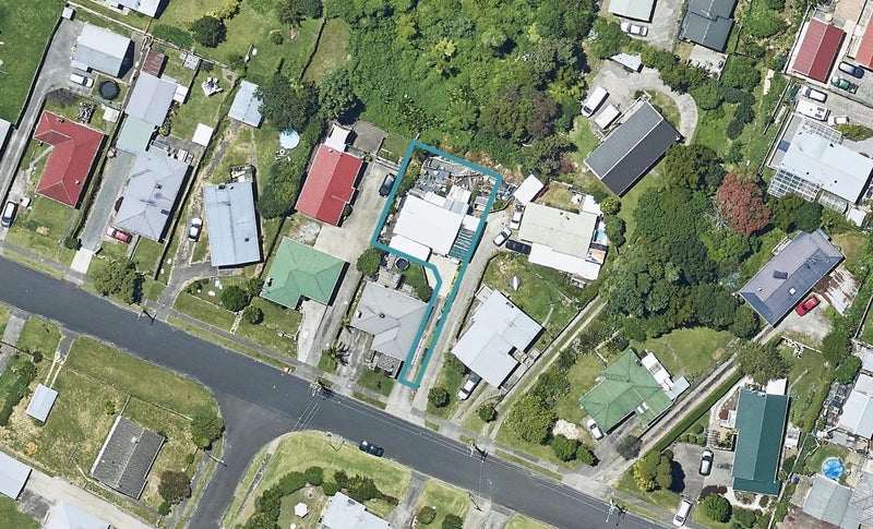 22B Wylie Street, Gate Pa, Tauranga - Carousel 1