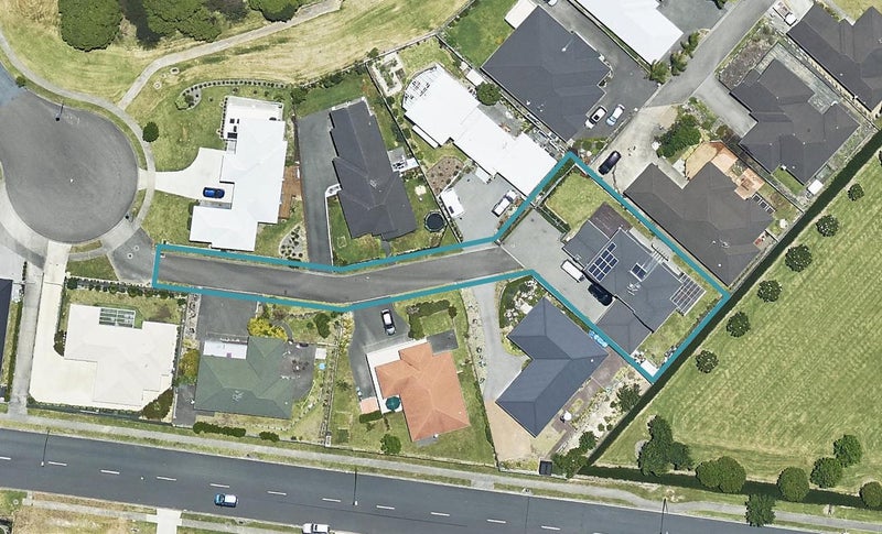 186 Waterside Drive, Pyes Pa, Tauranga - Carousel 1