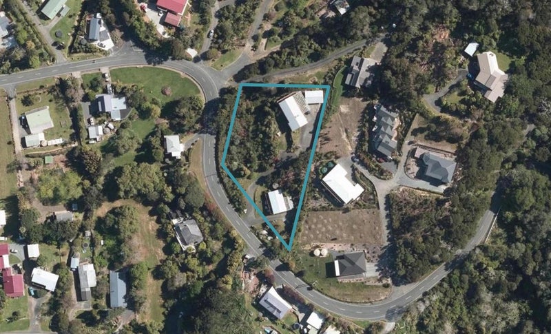 78 Florance Avenue, Russell, Russell - Carousel 1