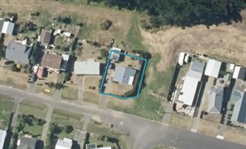 1 Cousins Avenue West, Foxton Beach, Foxton - Carousel 1