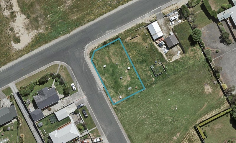 6 Shannon Street, Clifton, Invercargill - Carousel 1