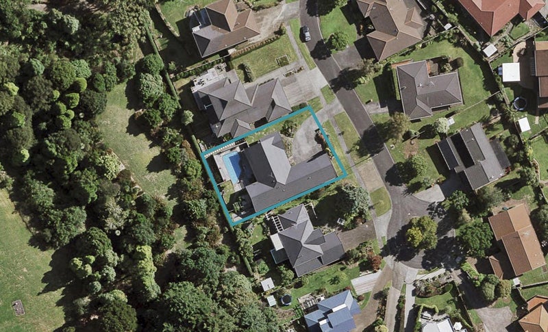 11 Larkspur Court, The Gardens, Auckland - Carousel 1