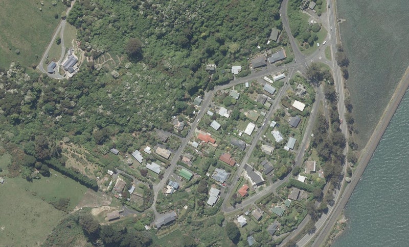 7 Finch Street, Saint Leonards, Dunedin - Carousel 1