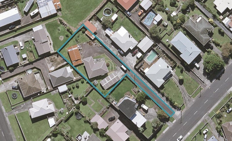 98B Ngamotu Road, Spotswood, New Plymouth - Carousel 1