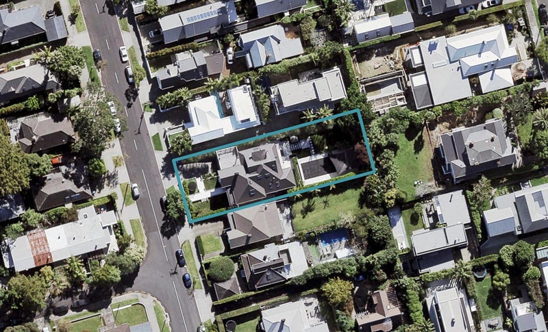 21 Clifton Road, Herne Bay, Auckland - Carousel 1