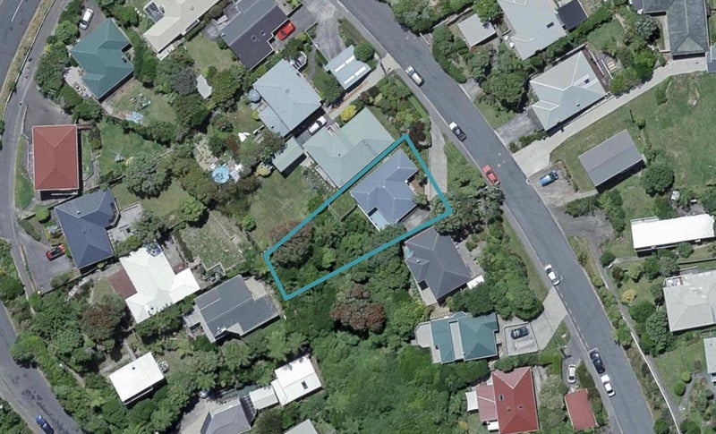 8 Bedford Street, Northland, Wellington - Carousel 1