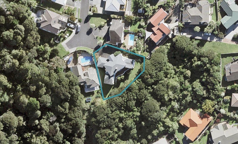 8 Corwen Place, Torbay, Auckland - Carousel 1