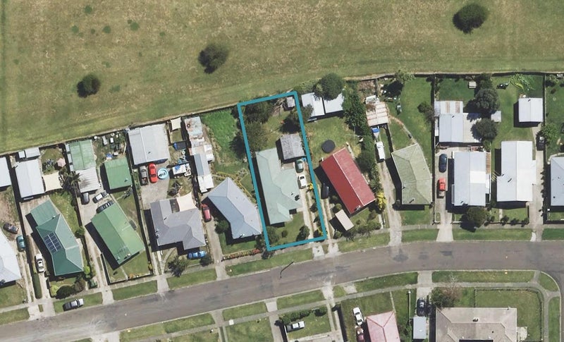 47 Dalton Street, Outer Kaiti, Gisborne - Carousel 1