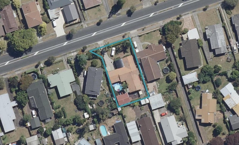 26 Glen Lynne Avenue, Queenwood, Hamilton - Carousel 1
