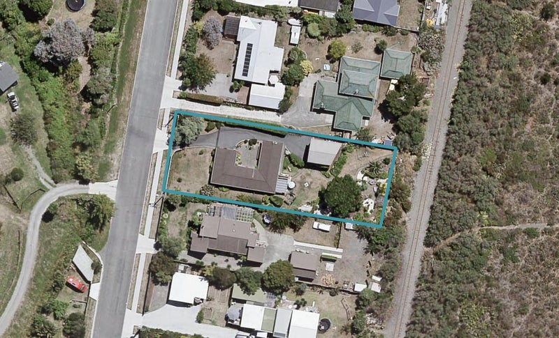 36 Rogers Road, Bay View, Napier - Carousel 1
