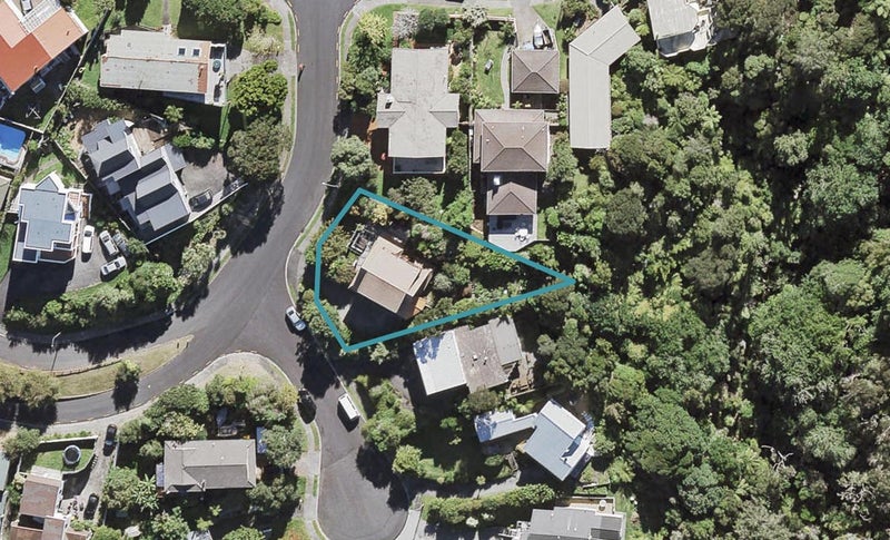 2 Seahorse Place, Beach Haven, Auckland - Carousel 1