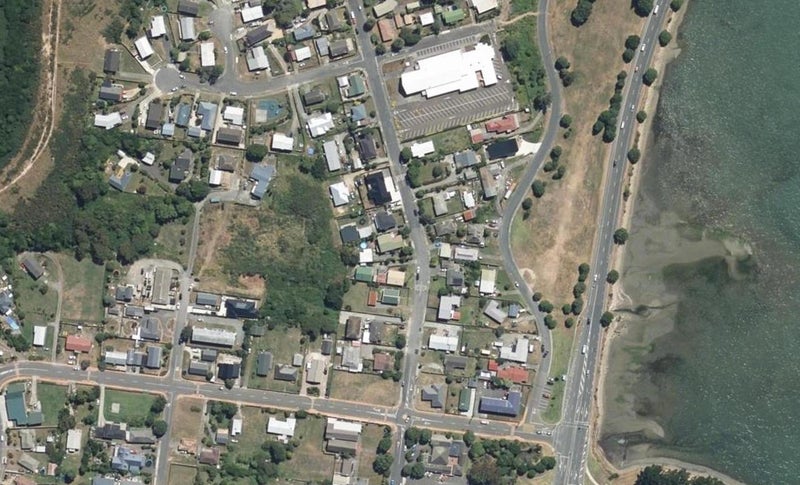 39 Ngatitoa Street, Takapuwahia, Porirua - Carousel 1