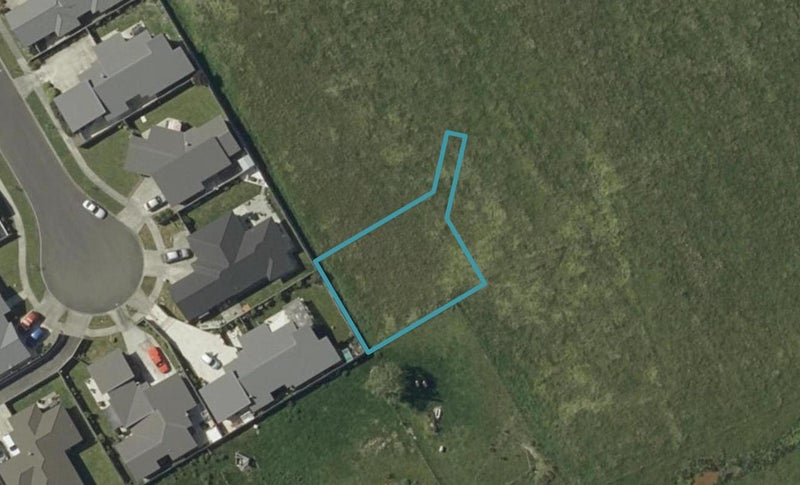 17 Pokerekere Crescent, KELVIN GROVE, PALMERSTON NORTH - Carousel 1