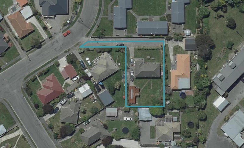 24 Wildwood Avenue, Wainoni, Christchurch - Carousel 1
