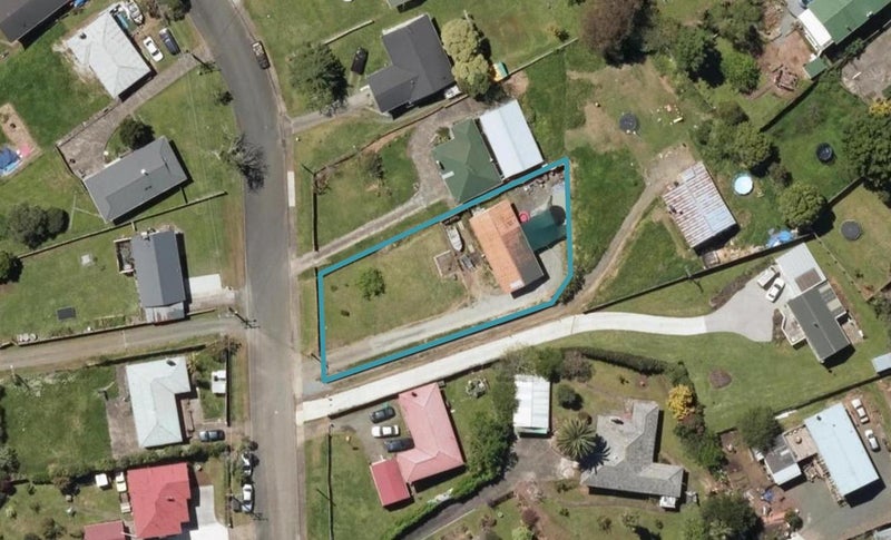 25 Charles Street, Kamo, Whangarei - Carousel 1
