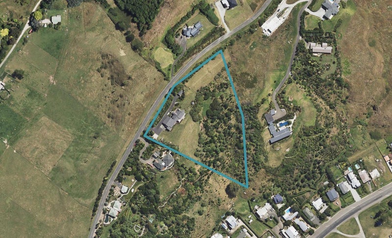 55 Winifred Street, Okitu, Gisborne - Carousel 1