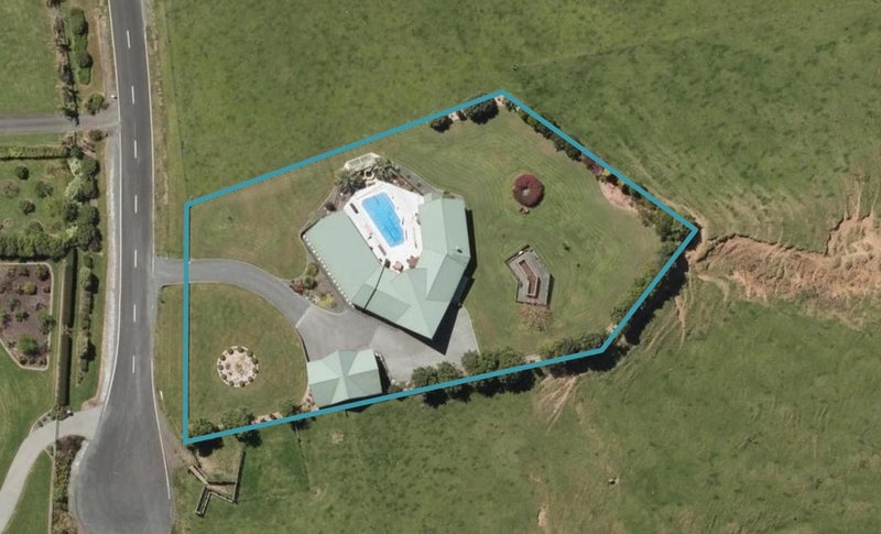 201 Pompallier Estate Drive, Maunu, Whangarei - Carousel 1