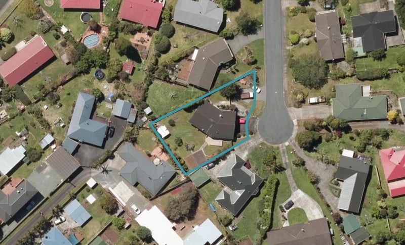 14 Wentworth Place, Kamo, Whangarei - Carousel 1